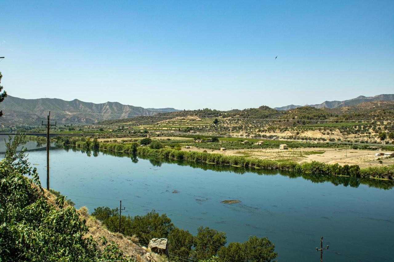 Casa Rural Griso Riba-roja d'Ebre Eksteriør billede